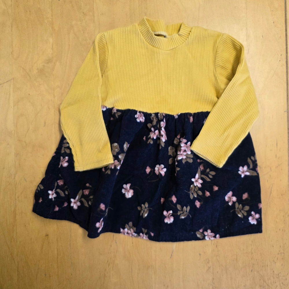 11 Honore Yellow and Navy Floral Long Sleeve Tee